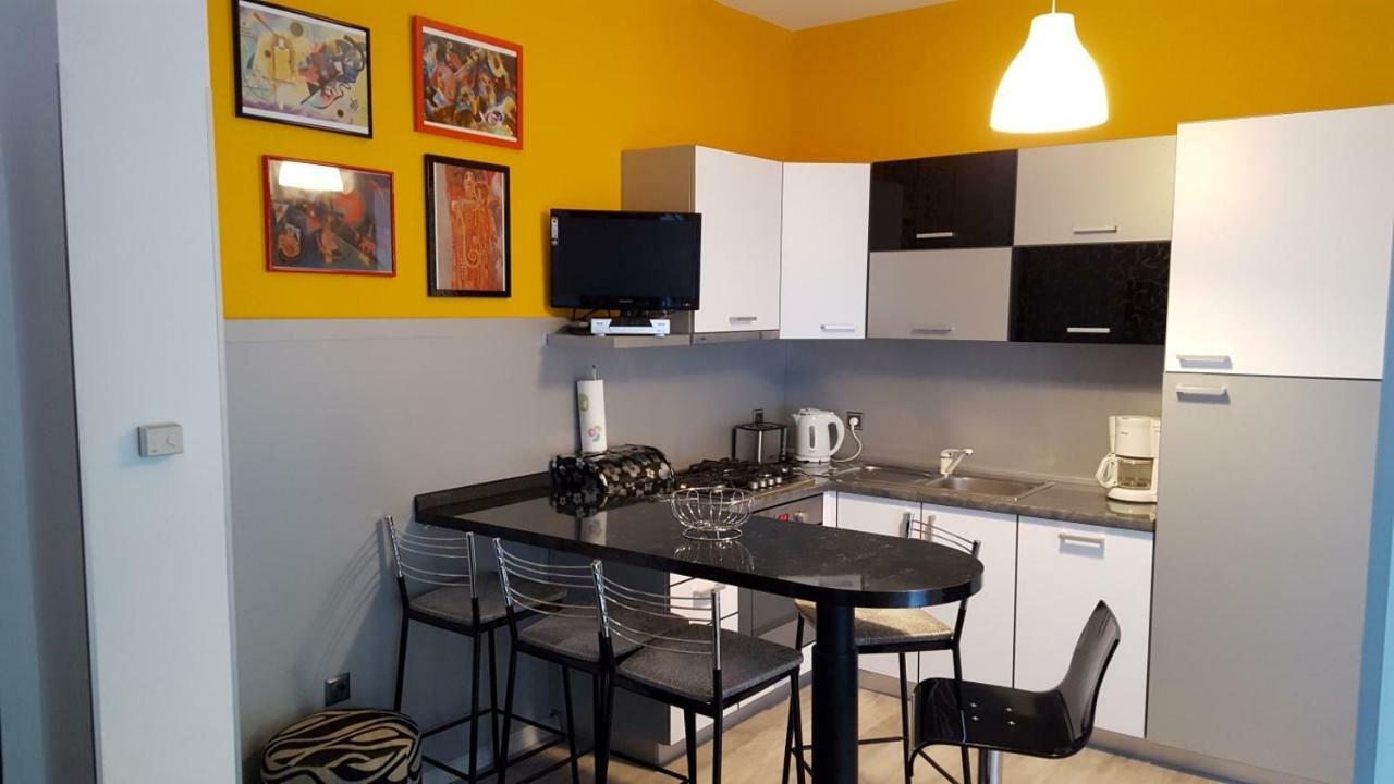 Apartments P&L バスカ エクステリア 写真